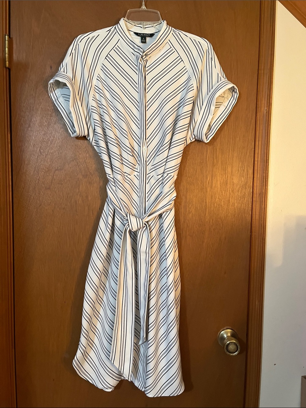 Extremely flattering V pattern, Ralph Lauren, black and white dress